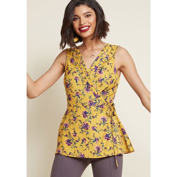 Modcloth Top Women's Size Small Yellow Chic Sophistication Floral Sleeveless Top - Picture 1 of 12